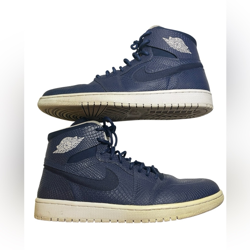 Size 10 - Air Jordan 1 Nouveau High Navy Snake